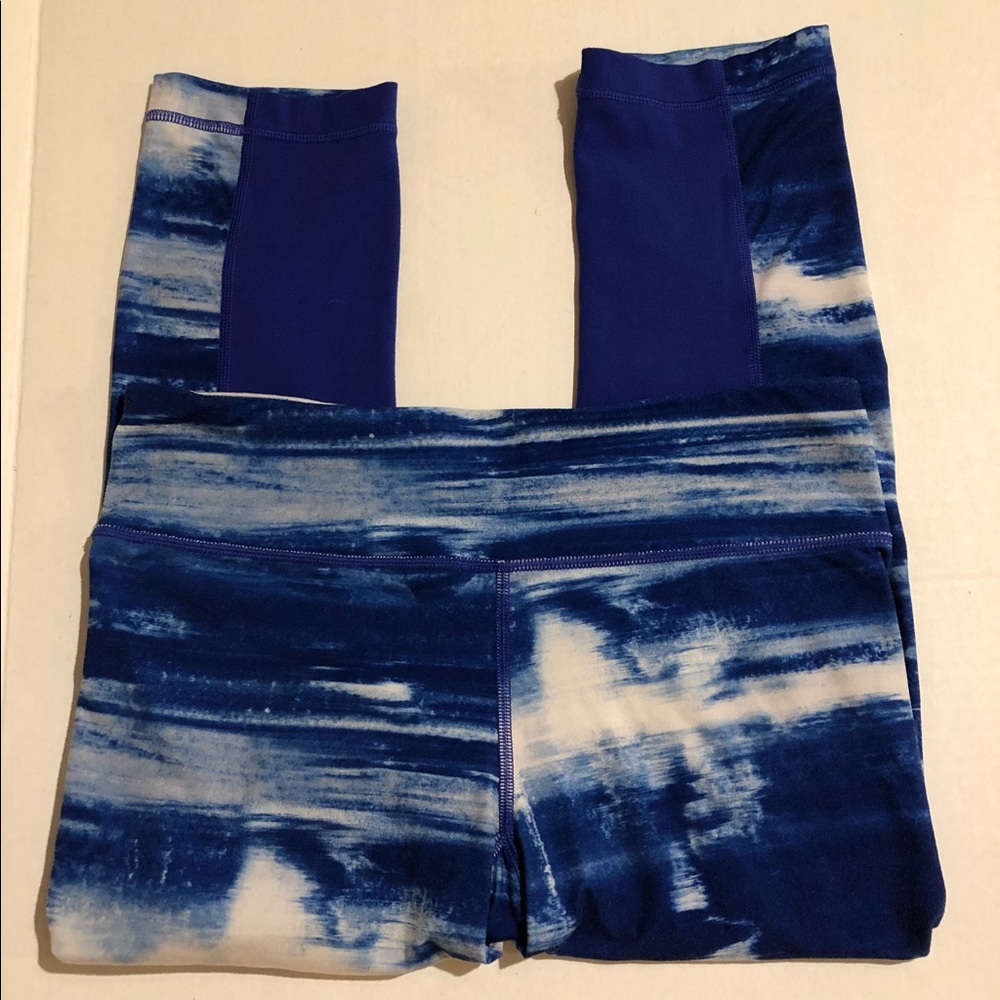 PRICED TO SELL- Under Armour Capri